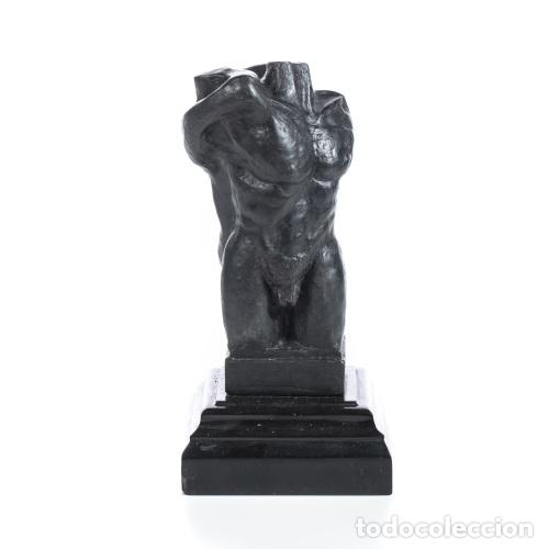 Other art objects: Escultura - Espalda en bronce y m&aacute;rmol