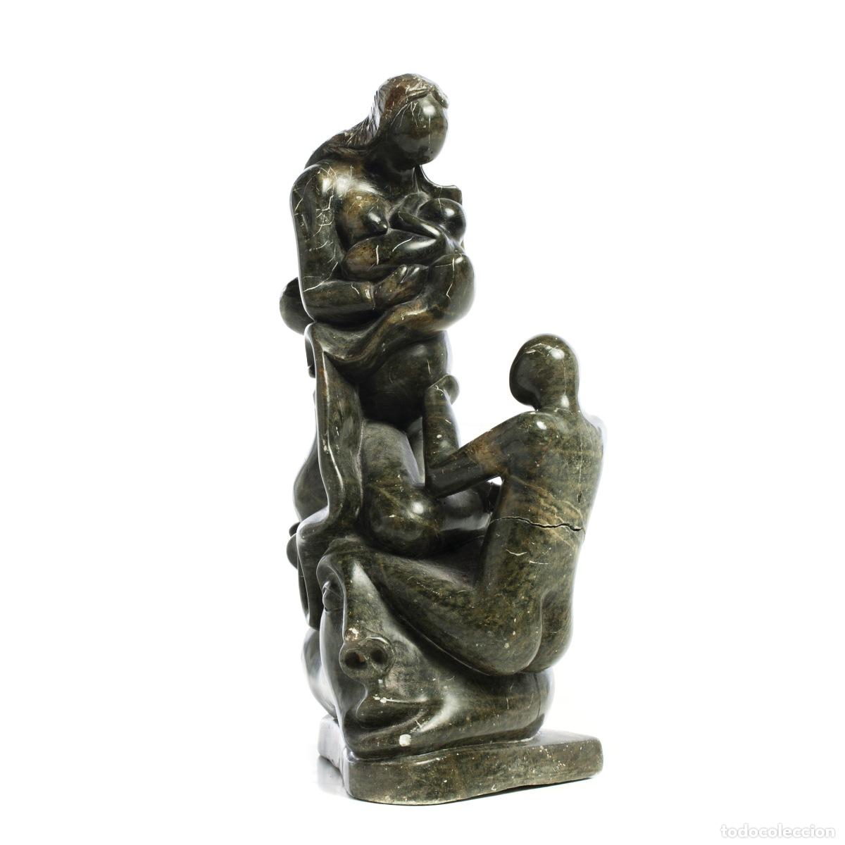 Other art objects: Escultura - Maternidad - Mario (firmada)