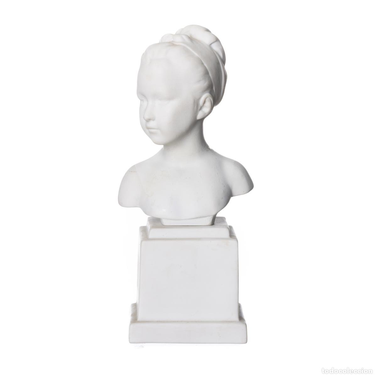 Arte: Escultura - Busto de una chica francesa - Vista Alegre