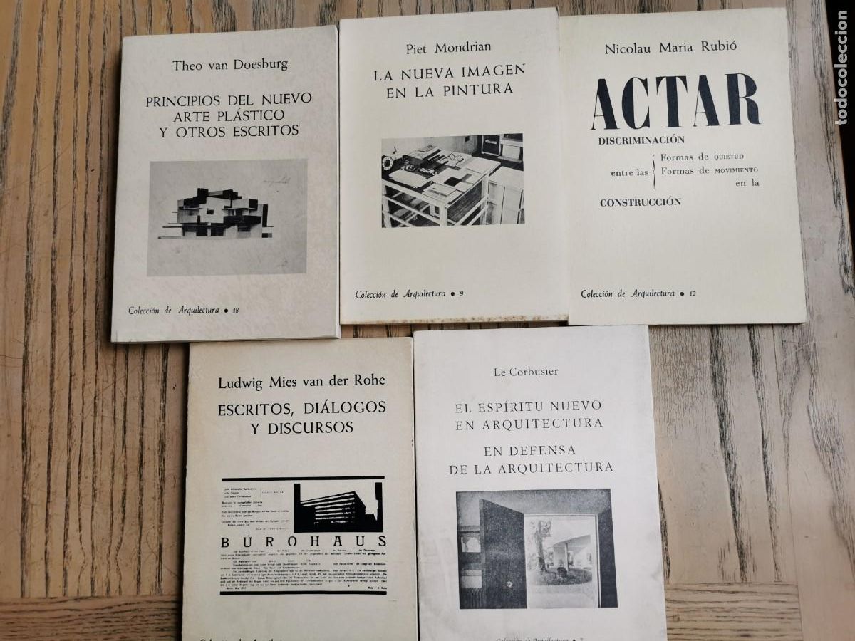 Otros Objetos de Arte: Cinco t&iacute;tulos de la colecci&oacute;n Arqulecturas. Murcia.