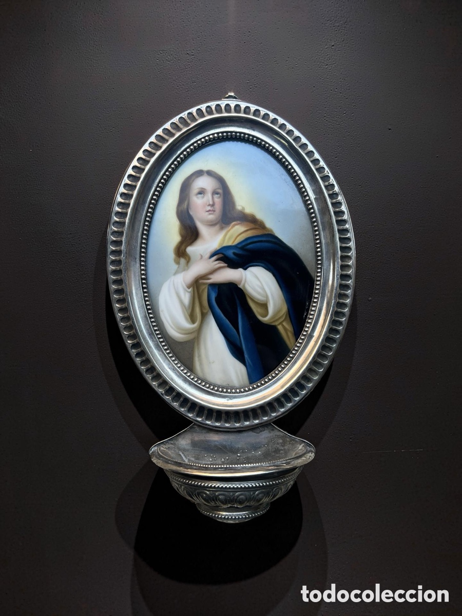 Otros Objetos de Arte: ESMALTE DE VIRGEN SOBRE BENDITERA DE PLATA (SIGLO XIX)