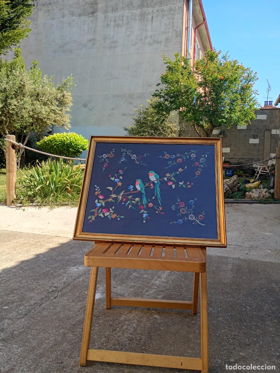 Otros Objetos de Arte: cuadro bordado en seda chinoiserie pajaros flores arte asiatico a&ntilde;os 30 / 40 shanshui