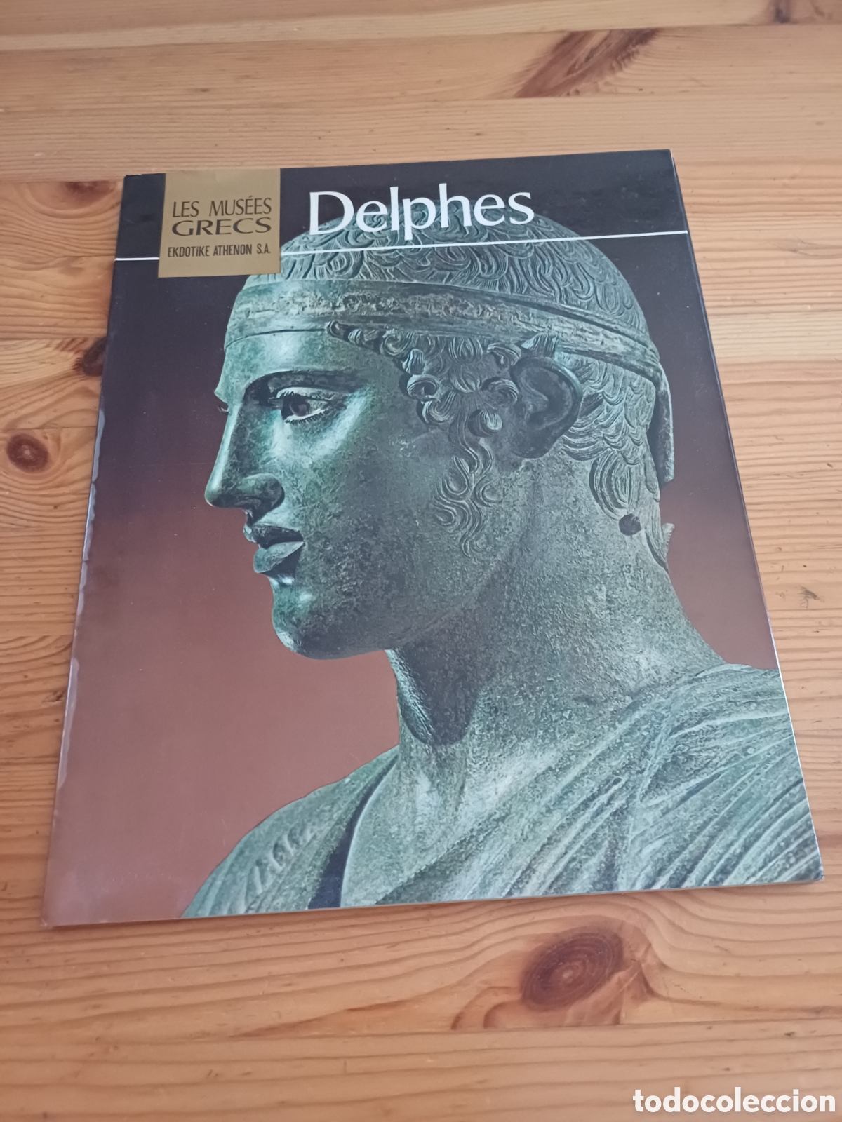 Otros Objetos de Arte: Les mus&eacute;es grecs Delphes Manolis Andronicos - Apollon Pronaia Kl&eacute;obis et Biton Siphniens Daochos