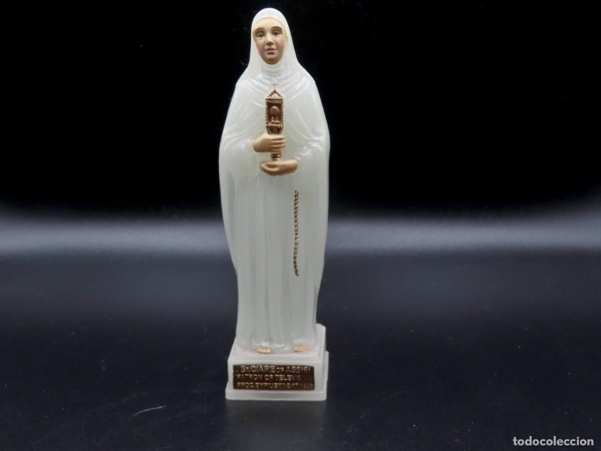 Otros Objetos de Arte: SANTA CLARA FIGURA PL&Aacute;STICO FOSFORESCENTE