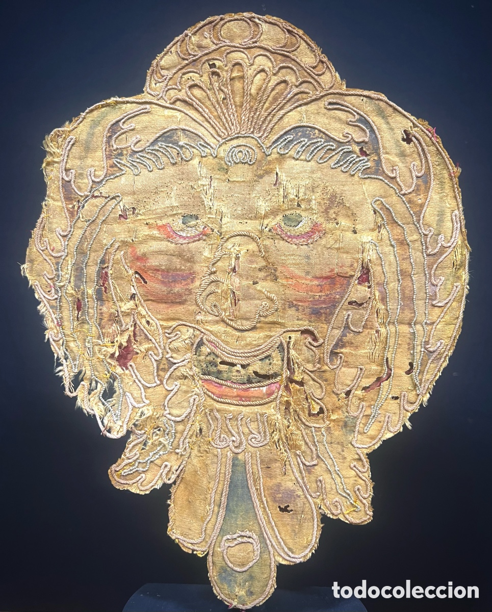 Otros objetos de arte: Bordado de rostro grotesco. Alta &eacute;poca.