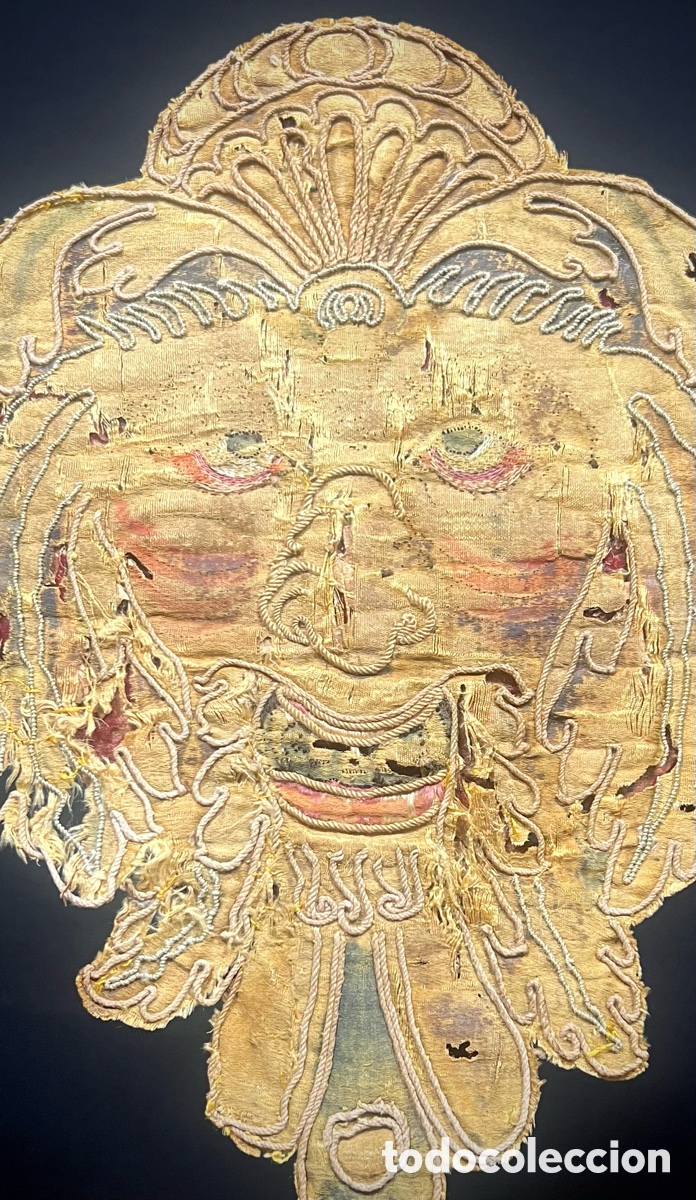 Otros objetos de arte: Bordado de rostro grotesco. Alta &eacute;poca.