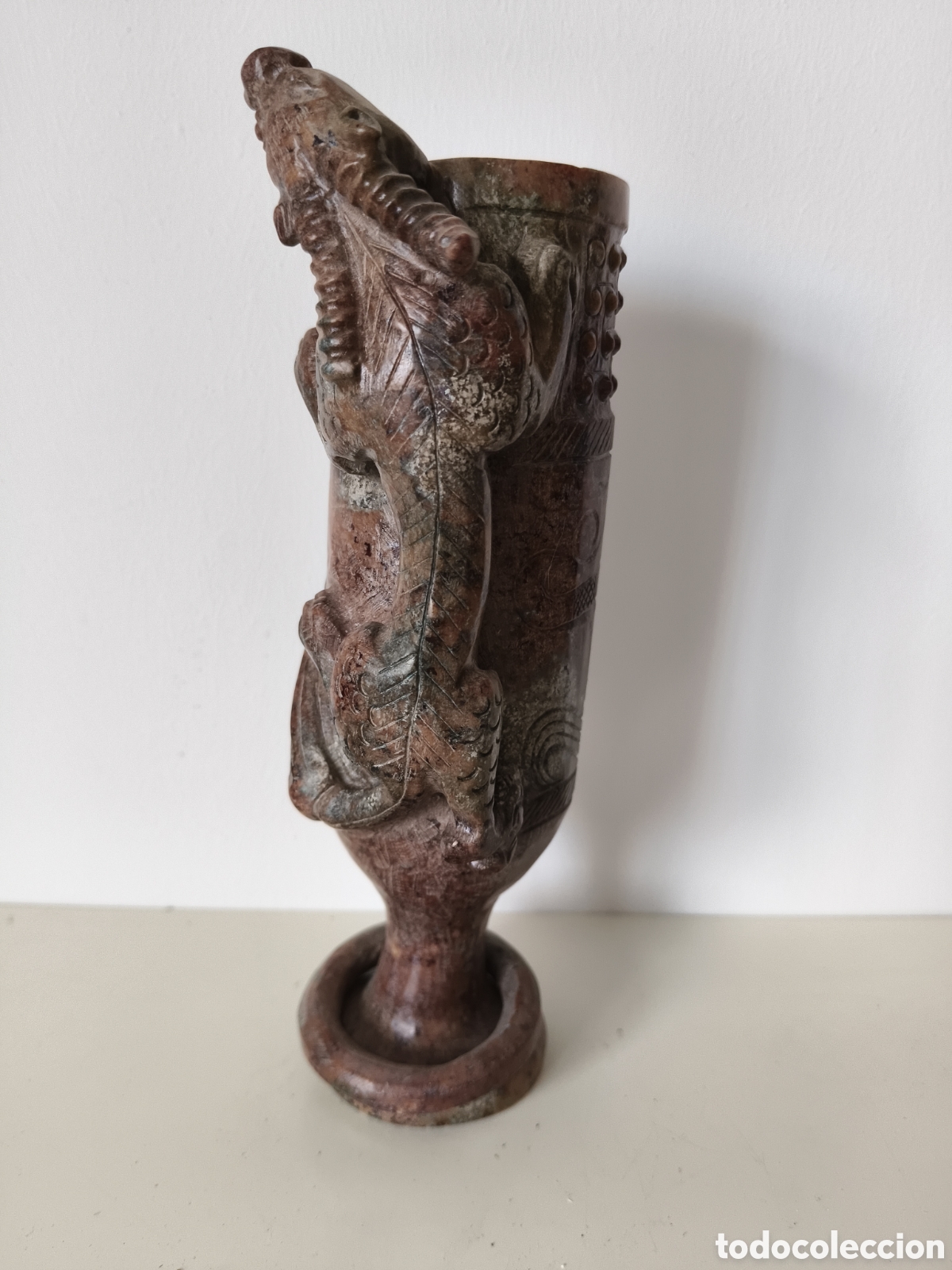 Otros objetos de arte: Antigua China copa de piedra tallada ceremonial