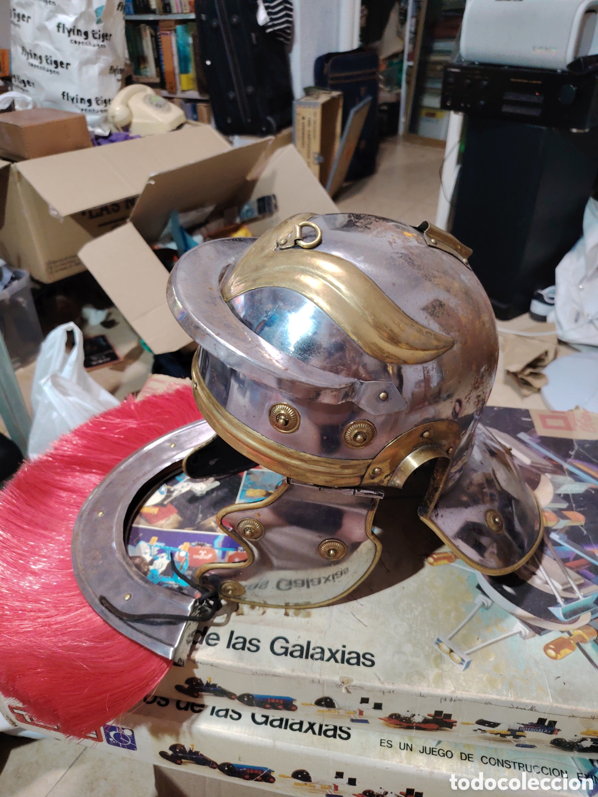 Otros objetos de arte: Gorro casco romano artesanal a tama&ntilde;o real - Foto 2