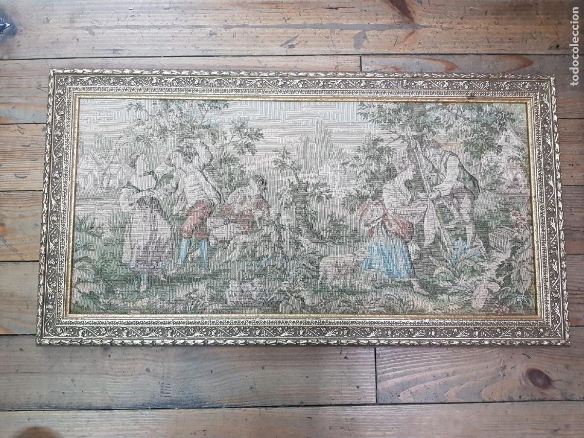 Otros objetos de arte: ANTIGUO CUADRO HECHO CON HILOS - Foto 1