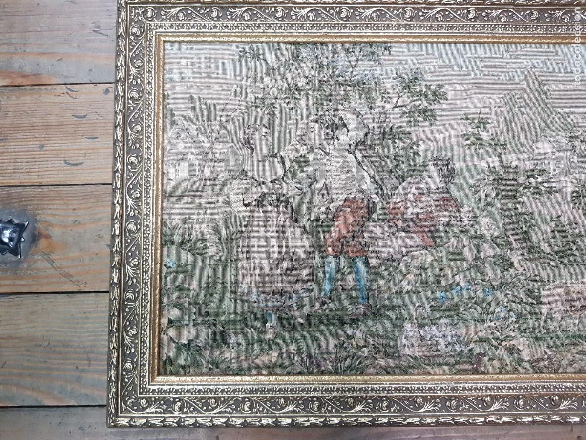 Otros objetos de arte: ANTIGUO CUADRO HECHO CON HILOS - Foto 2