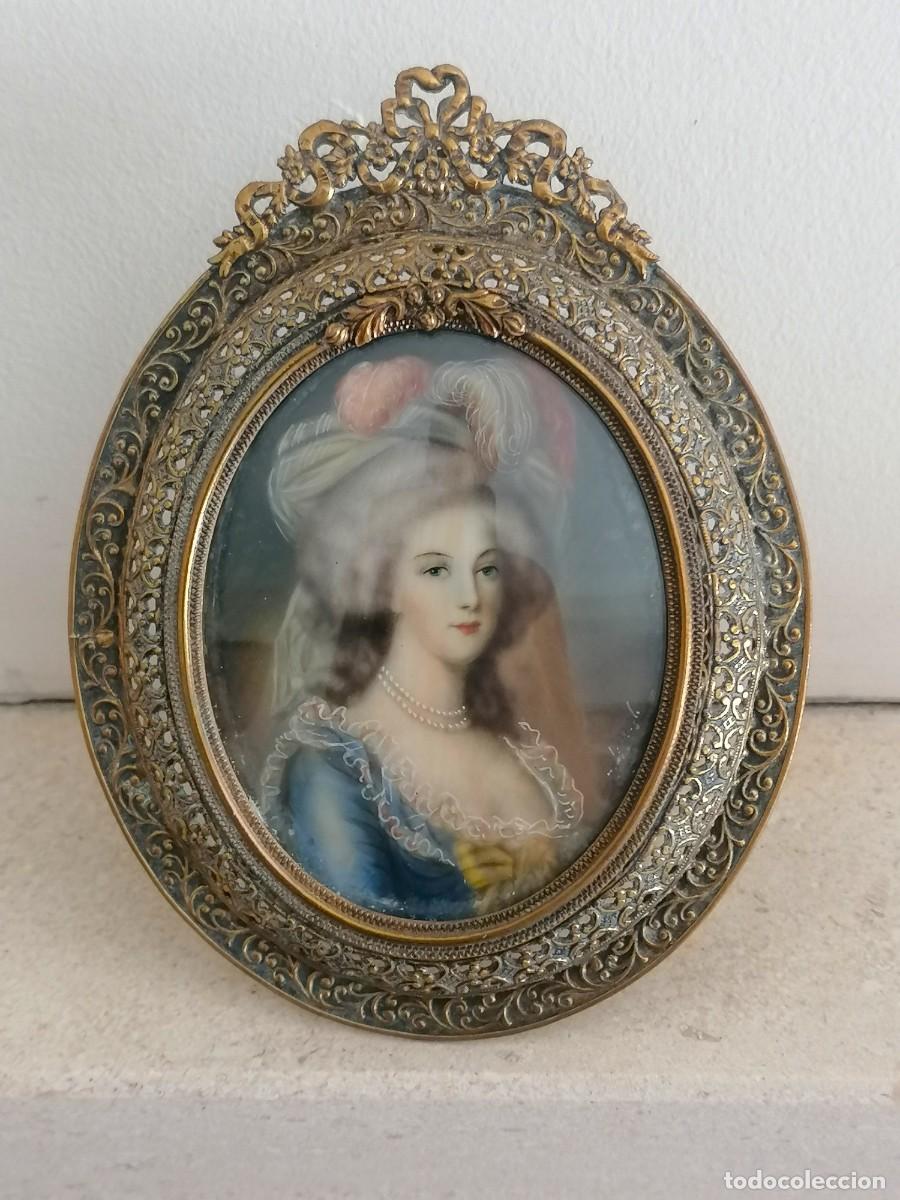 Otros objetos de arte: Retrato en miniatura a&ntilde;o ca. 1940