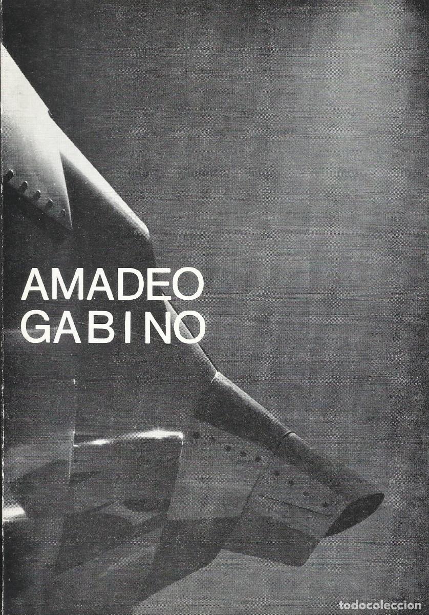 Otros objetos de arte: Amadeo Gabino. D&iacute;ptico. Galer&iacute;a Ren&eacute; Metras. 1974. Barcelona. Biograf&iacute;a art&iacute;stica. 23x16 cm.