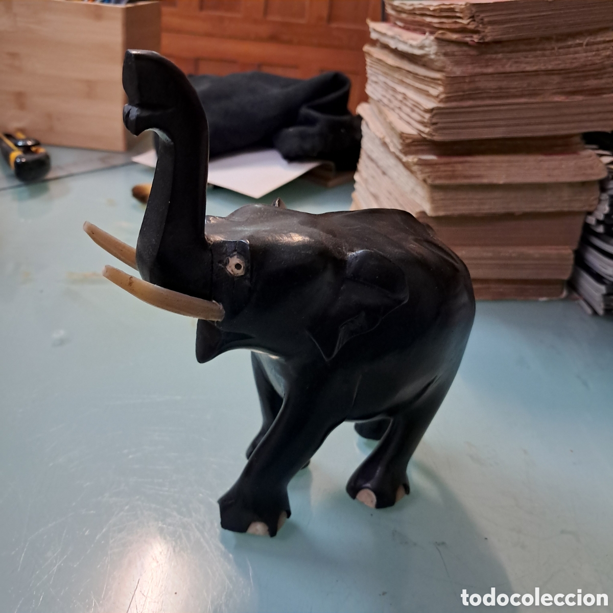 Otros objetos de arte: Elefante tallado en ebano - Foto 1