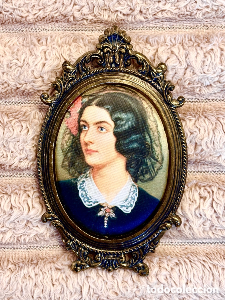 Otros objetos de arte: Antiguo Medall&oacute;n Miniatura Retrato Lola Montez - Marco Bronce Rococ&oacute; - Made in Italy- a&ntilde;os 60