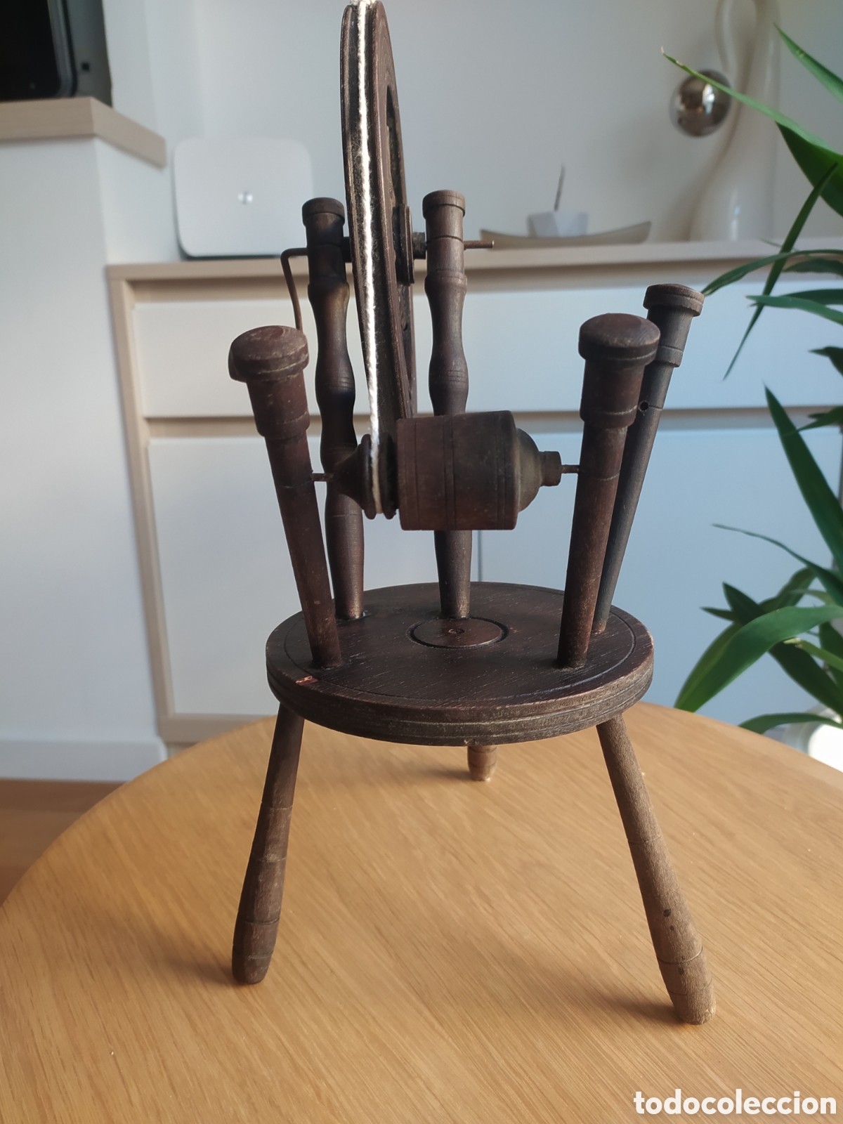 Otros objetos de arte: Bonita Rueca de madera - Foto 3