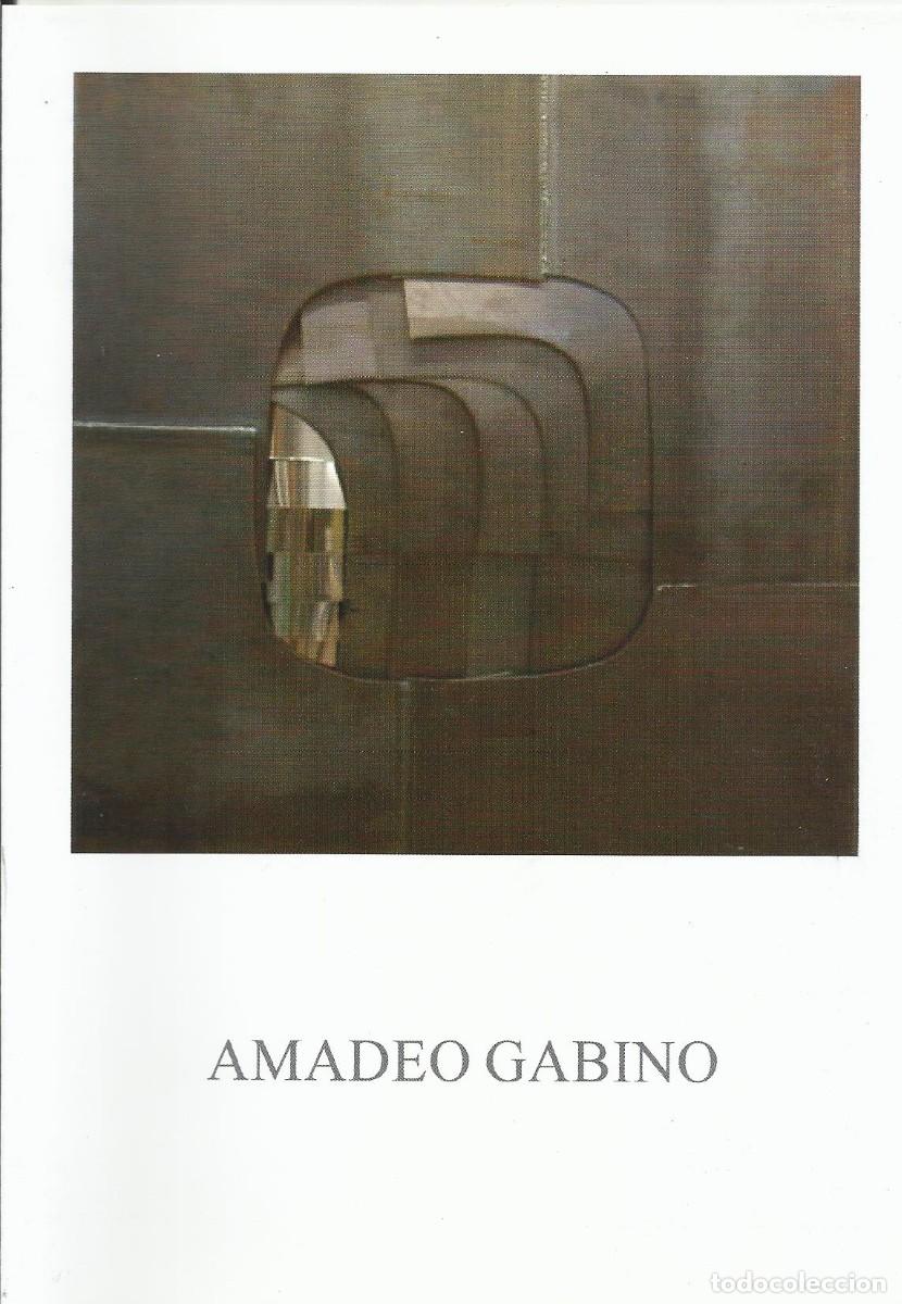 Otros objetos de arte: Amadeo Gabino. 2005. D&iacute;ptico invitaci&oacute;n. Art Barcelona. Galer&iacute;a 3 punts. 21x15 cm.