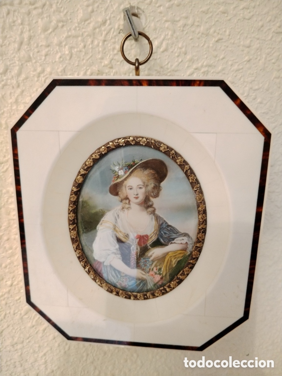 Otros objetos de arte: HAFFKE Madame Elisabeth - miniatura pintada sobre marfil f&oacute;sil de mamut 7x9