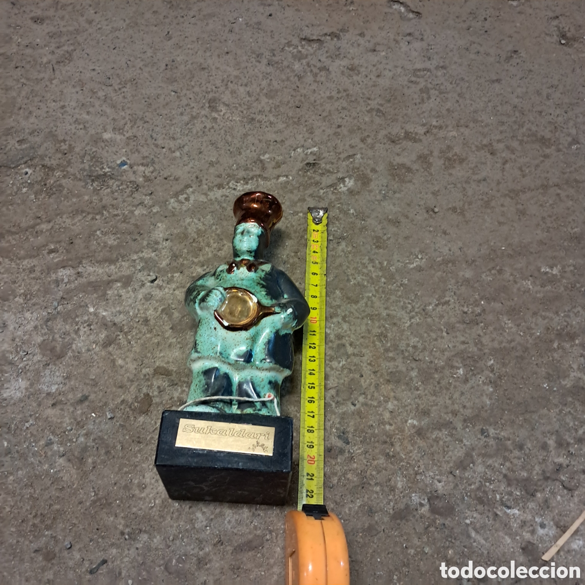 Otros objetos de arte: Figura Sulaldari, Lokatz, 20 cm