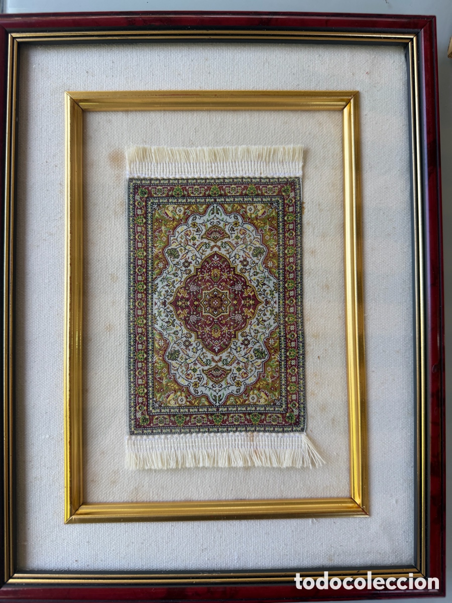 Otros objetos de arte: Mini alfombra persa/oriental enmarcada