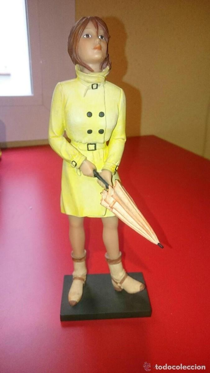 Andere Kunstgegenst&auml;nde: FIGURA: LOLA, ..... POR FIN SALE EL SOL. Hecha a mano