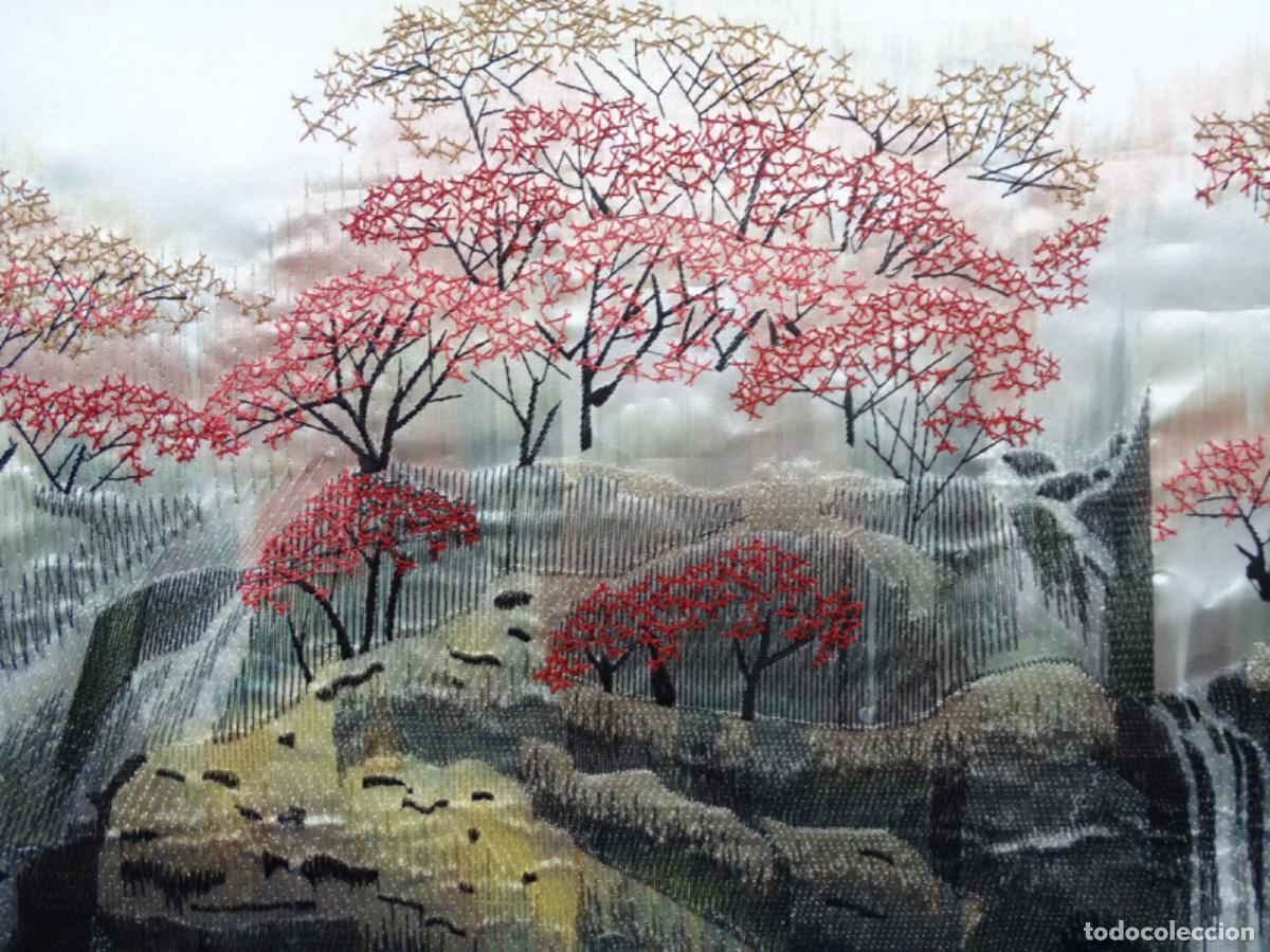 Otros objetos de arte: GRAN CUADRO EN SEDA CHINO BIEN ENMARCADO. - Foto 7