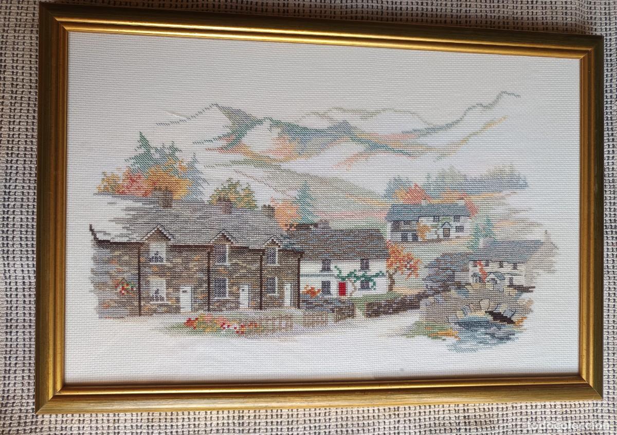 Otros objetos de arte: Cuadro bordado Cumbrian Village. Inglaterra.