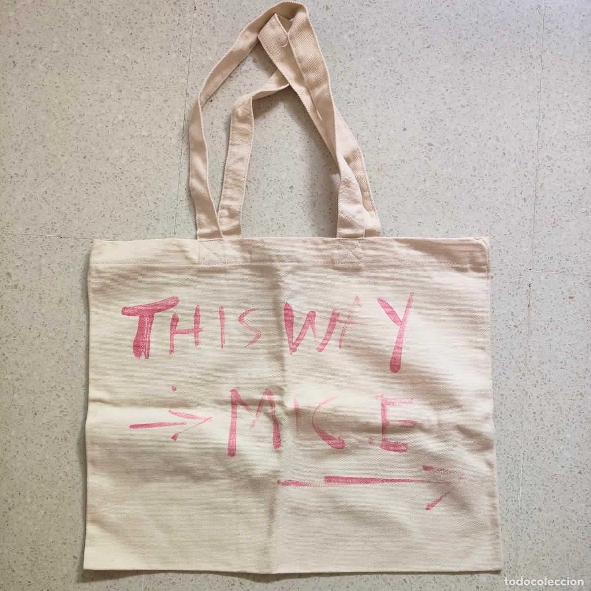 Otros objetos de arte: TRACEY EMIN &laquo;THIS WAY MICE&raquo; - bolso de algod&oacute;n de la Bienal de Venecia 2007 - estado como NUEVO