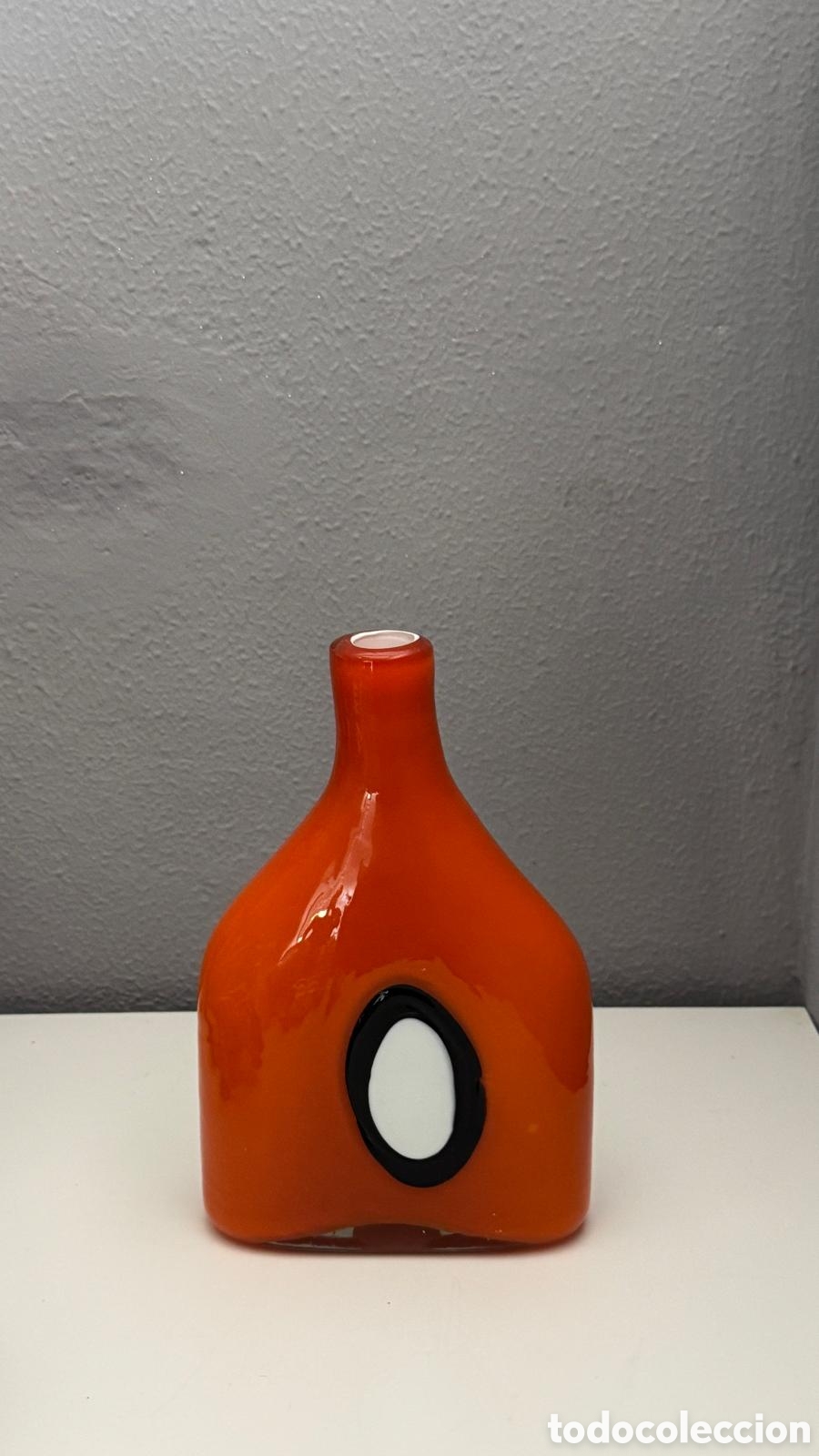 Otros objetos de arte: Jarr&oacute;n estilo Murano Ojo Blanco y Negro