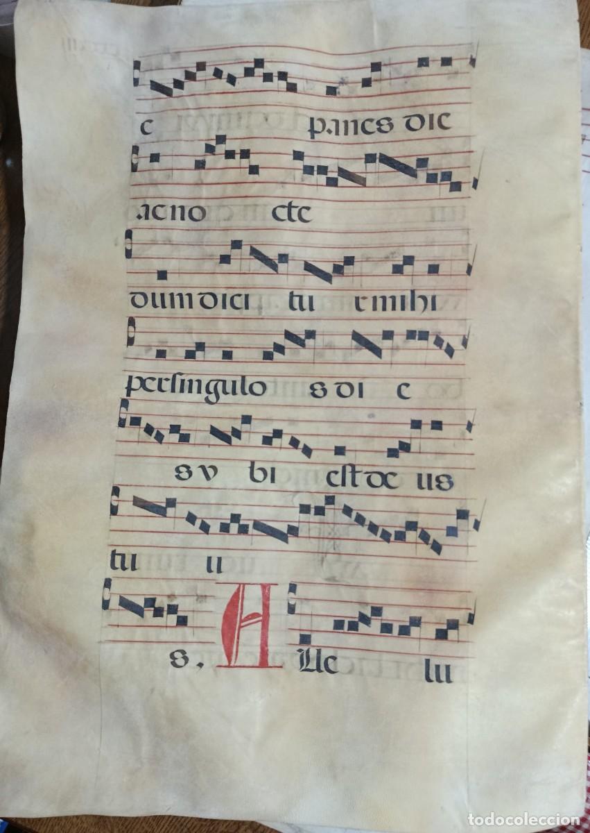 Otros objetos de arte: ANTIGUOS CANTORALES PERGAMINO - Foto 3