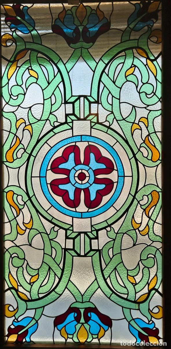 Art: VIDRIERA ARTESANAL DE CRISTAL POLICROMADO &ndash; 280 &times; 140 CM &ndash; DISE&Ntilde;O ORNAMENTAL