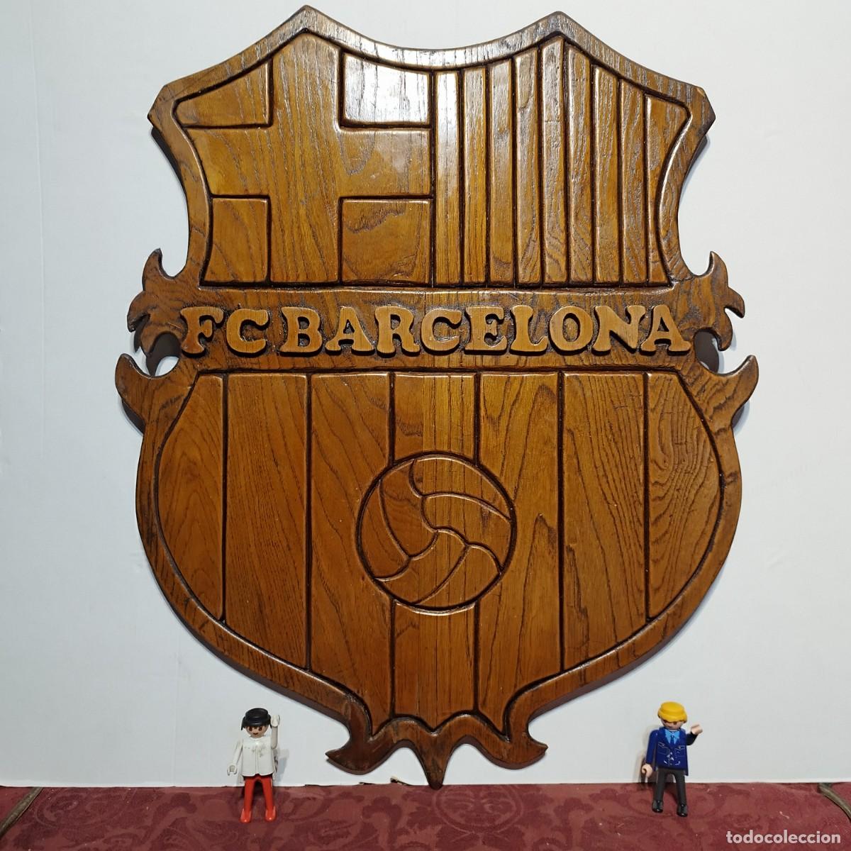 Arte: ESCUDO FUTBOL CLUB BARCELONA TALLADO EN MADERA DE CASTA&Ntilde;O