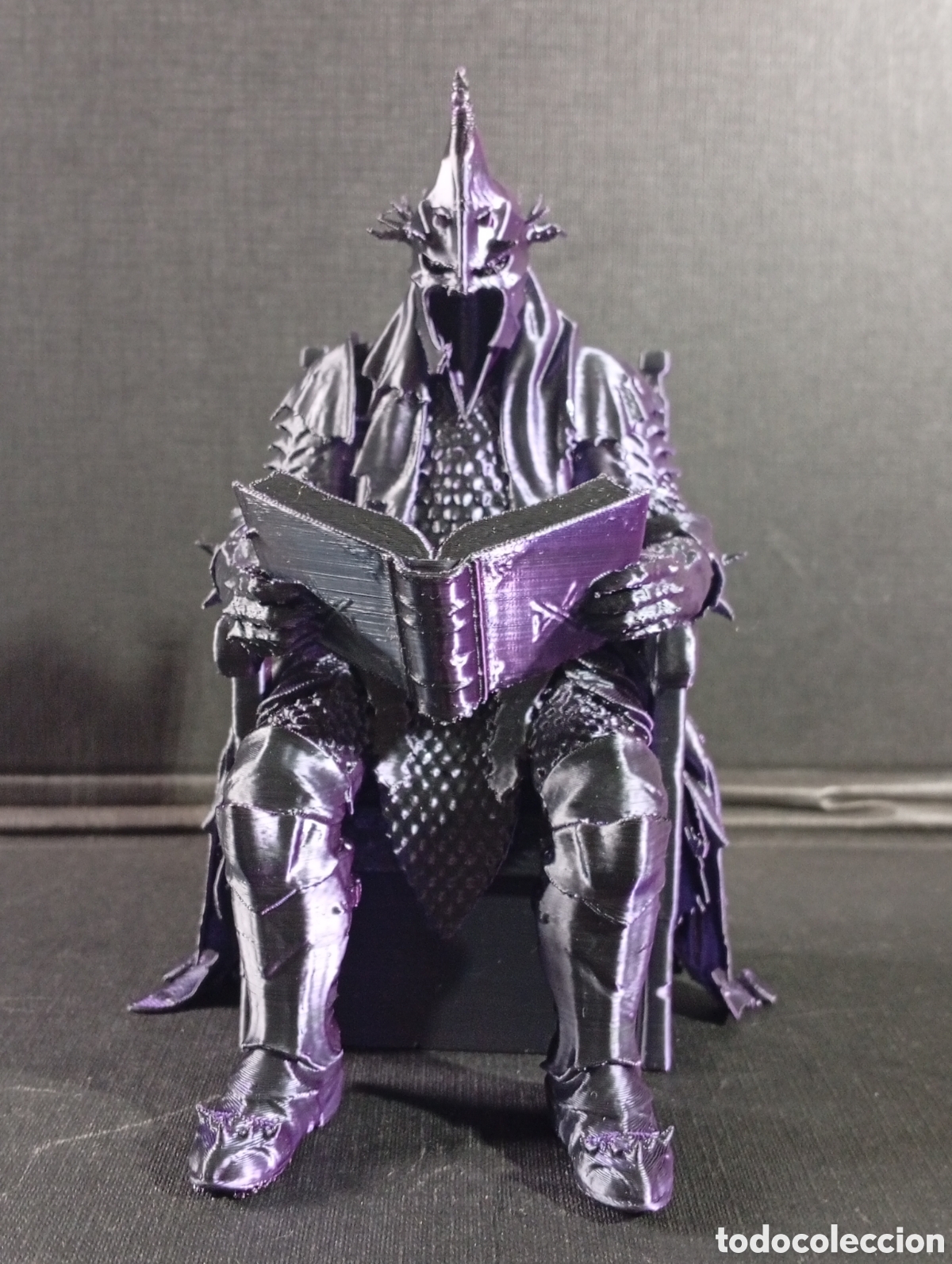 Otros objetos de arte: Figura Sujetalibros Rey Brujo de Angmar Leyendo en Trono 16cm - ESDLA - Efecto