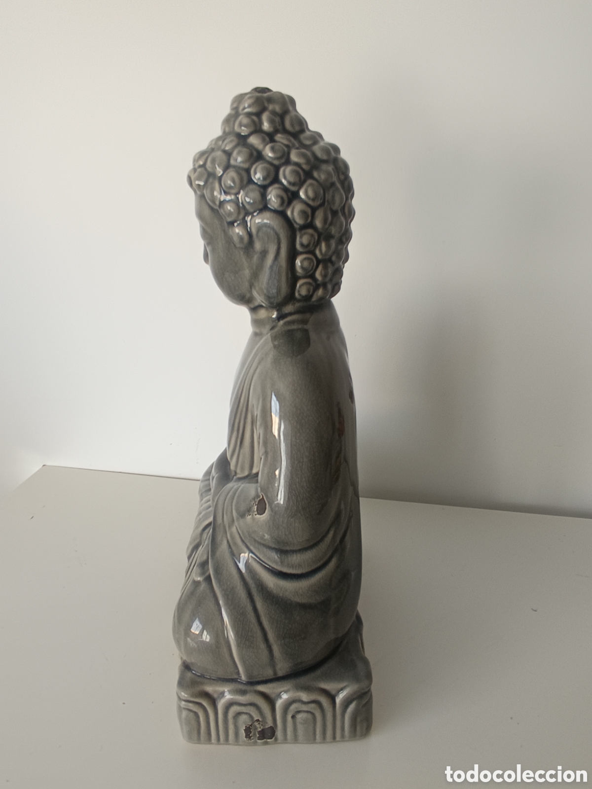 Otros objetos de arte: Gran Buda protector en porcelans gris - Foto 5