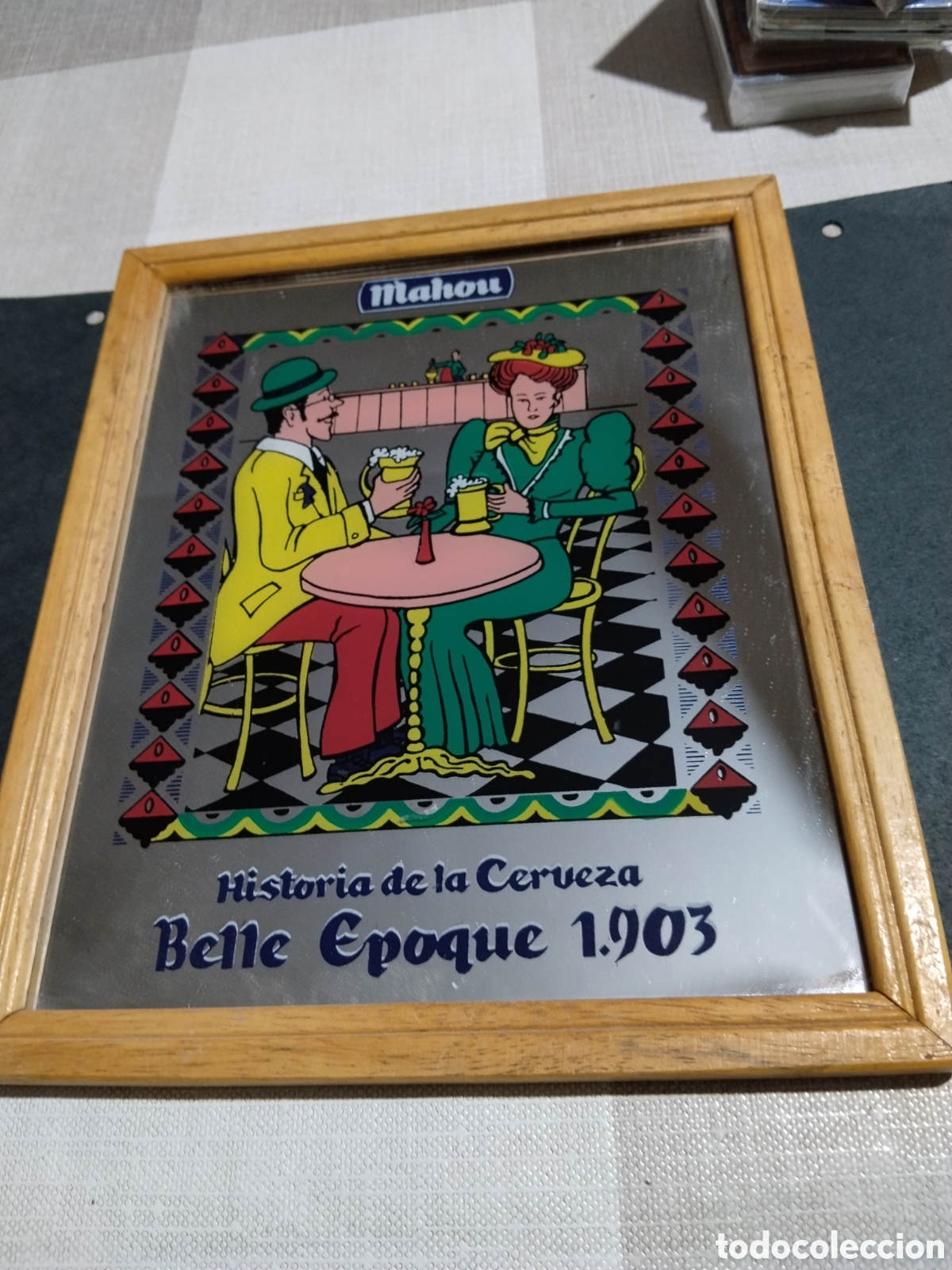 Otros objetos de arte: Cuadro cristal Mahou historia de la cerveza Belle Epoque 1903 21+26
