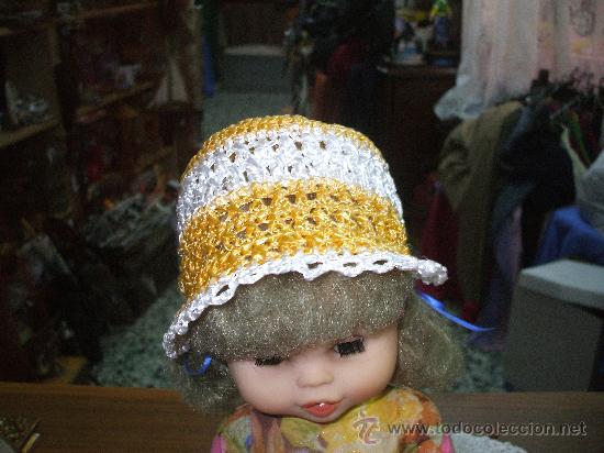 Vestidos mu&ntilde;eca espa&ntilde;ola cl&aacute;sica: Sombrero para mu&ntilde;eca - Foto 1