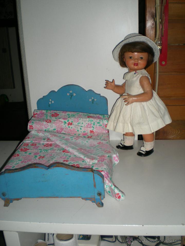cama o camita de de muñeca cuca - Comprar Vestidos y Muñeca Española Clásica en todocoleccion - 47832759