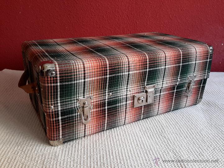 Baúl maleta para ropa de muñecas. antiguo - Vendido en Venta Directa -  54605005