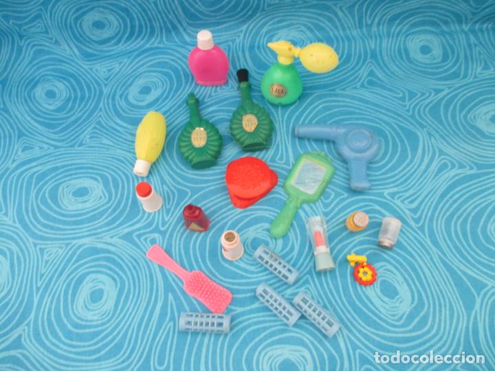 Vestidos mu&ntilde;eca espa&ntilde;ola cl&aacute;sica: LOTE COMPLEMENTOS BELLEZA JUGUETE - Foto 1