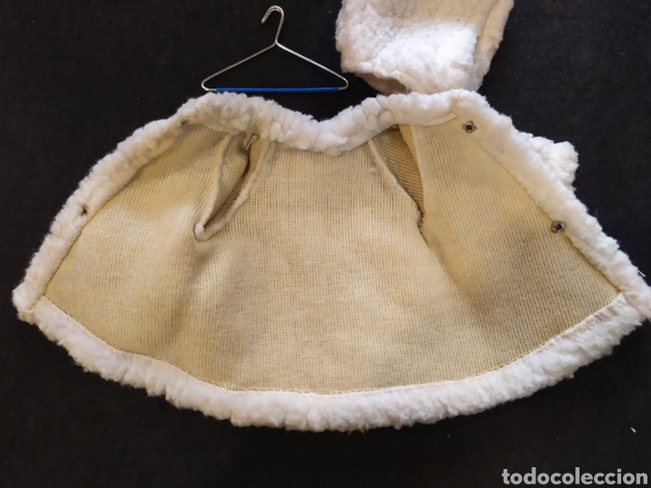 Vestidos mu&ntilde;eca espa&ntilde;ola cl&aacute;sica: Abrigo y gorro blanco para mu&ntilde;eco. - Foto 3