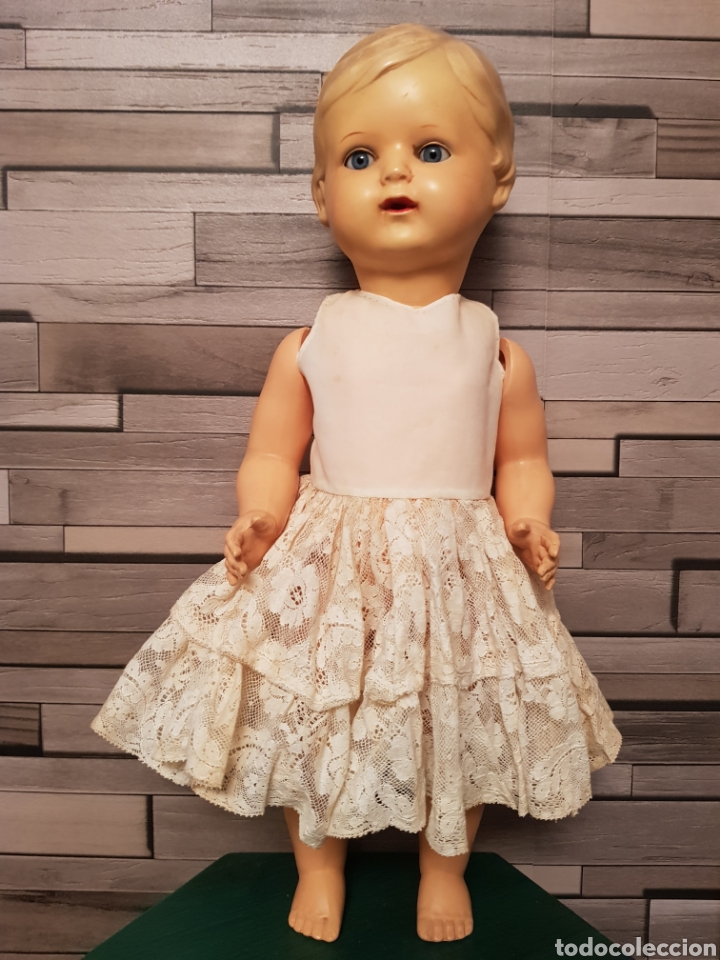 Vestidos mu&ntilde;eca espa&ntilde;ola cl&aacute;sica: Vestido de mu&ntilde;eca beig - Foto 1