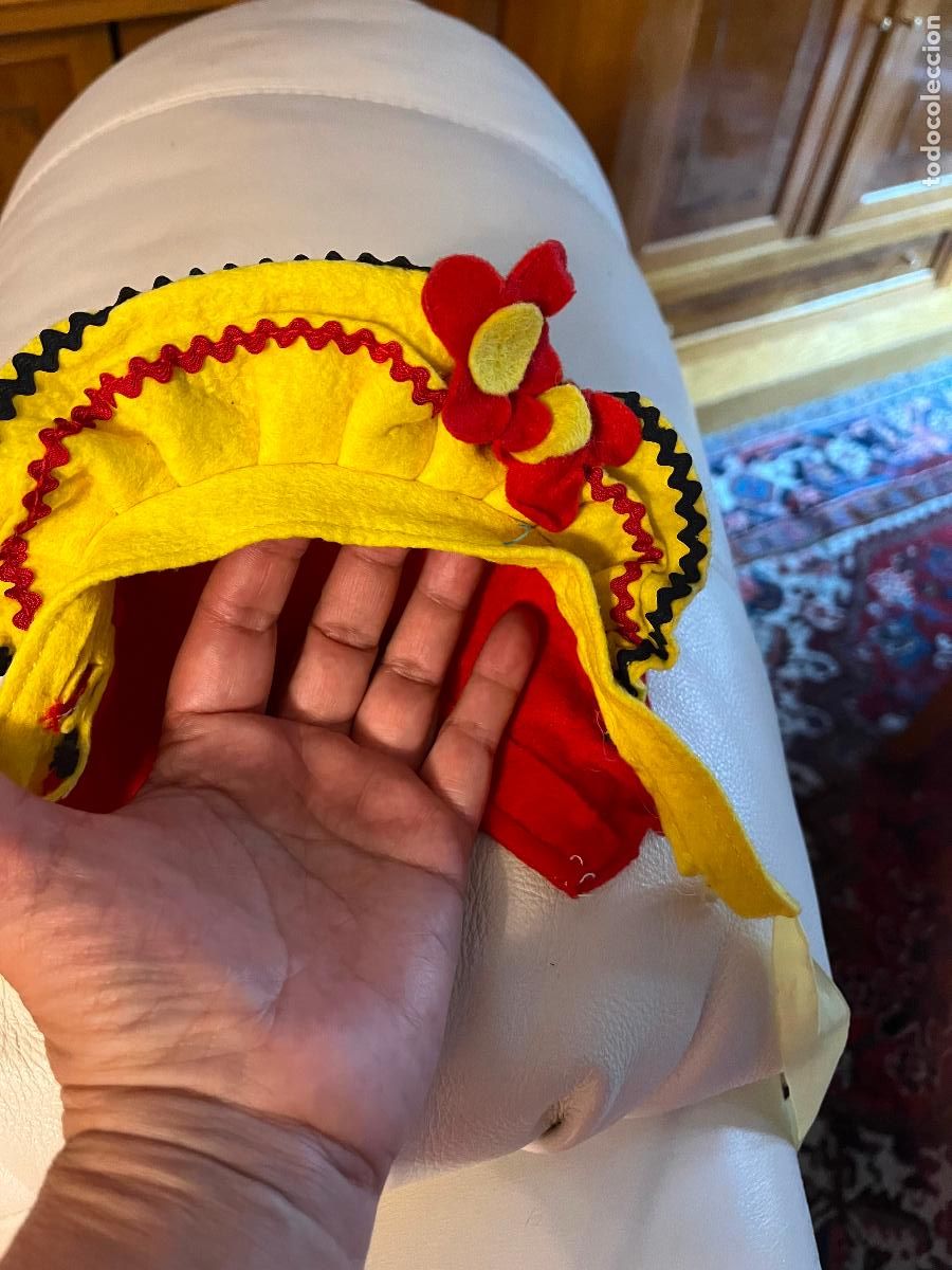 Vestidos mu&ntilde;eca espa&ntilde;ola cl&aacute;sica: Gorro para mu&ntilde;eca, con flores - Foto 1
