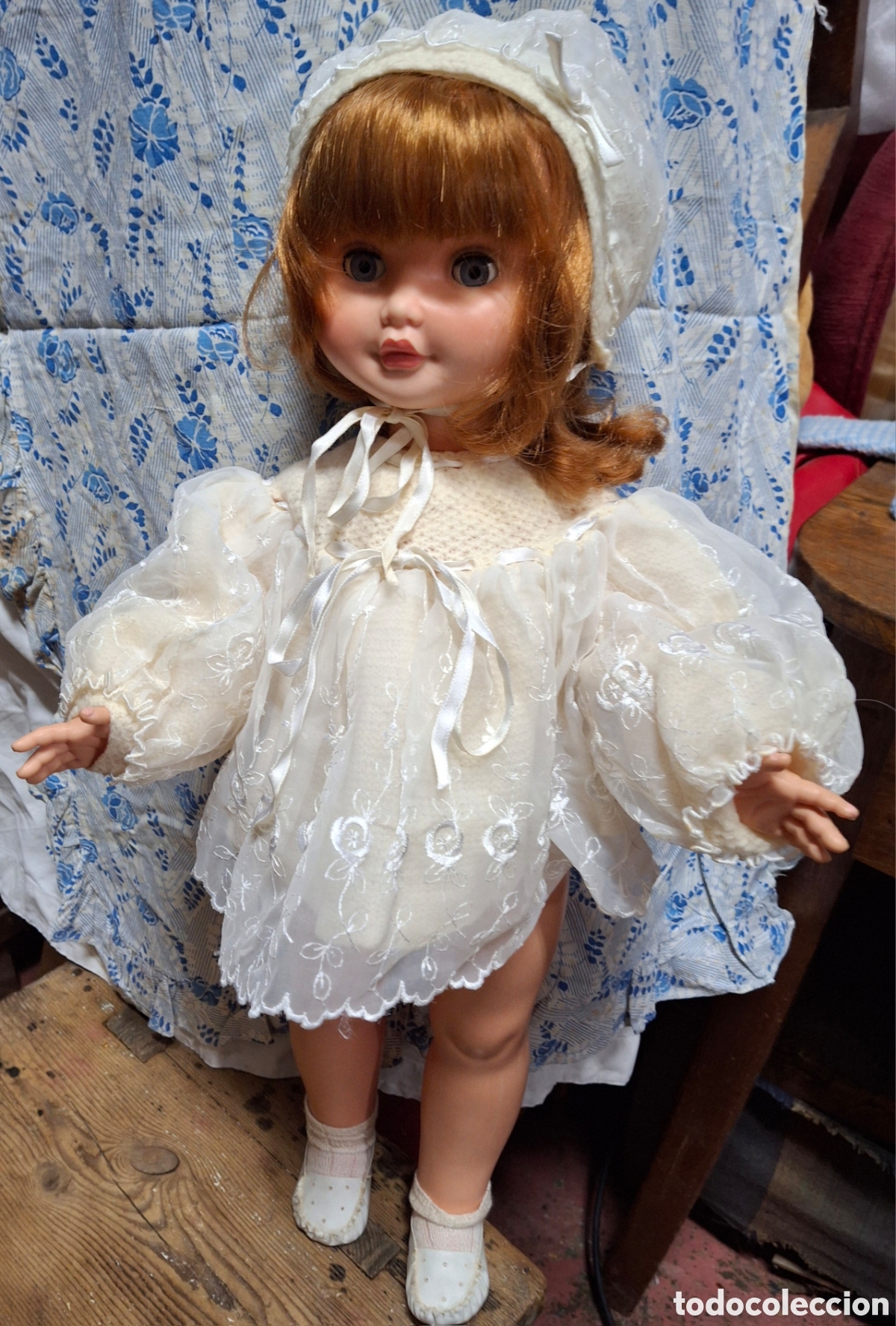 Vestidos mu&ntilde;eca espa&ntilde;ola cl&aacute;sica: Vestidito de mu&ntilde;eca con tul y gorrita - Foto 1