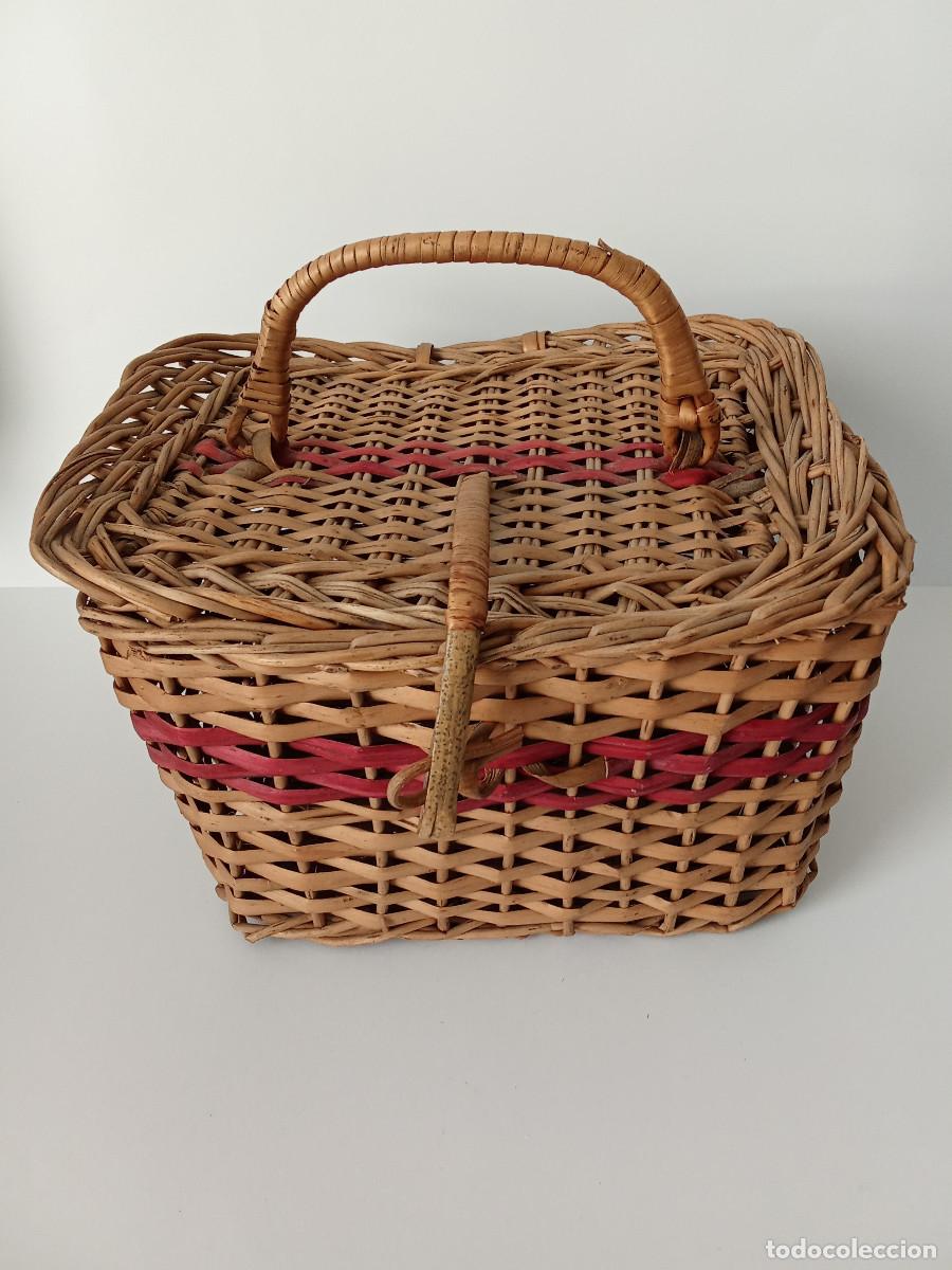 Vestidos Mu&ntilde;eca Espa&ntilde;ola Cl&aacute;sica: Antigua cesta de mimbre