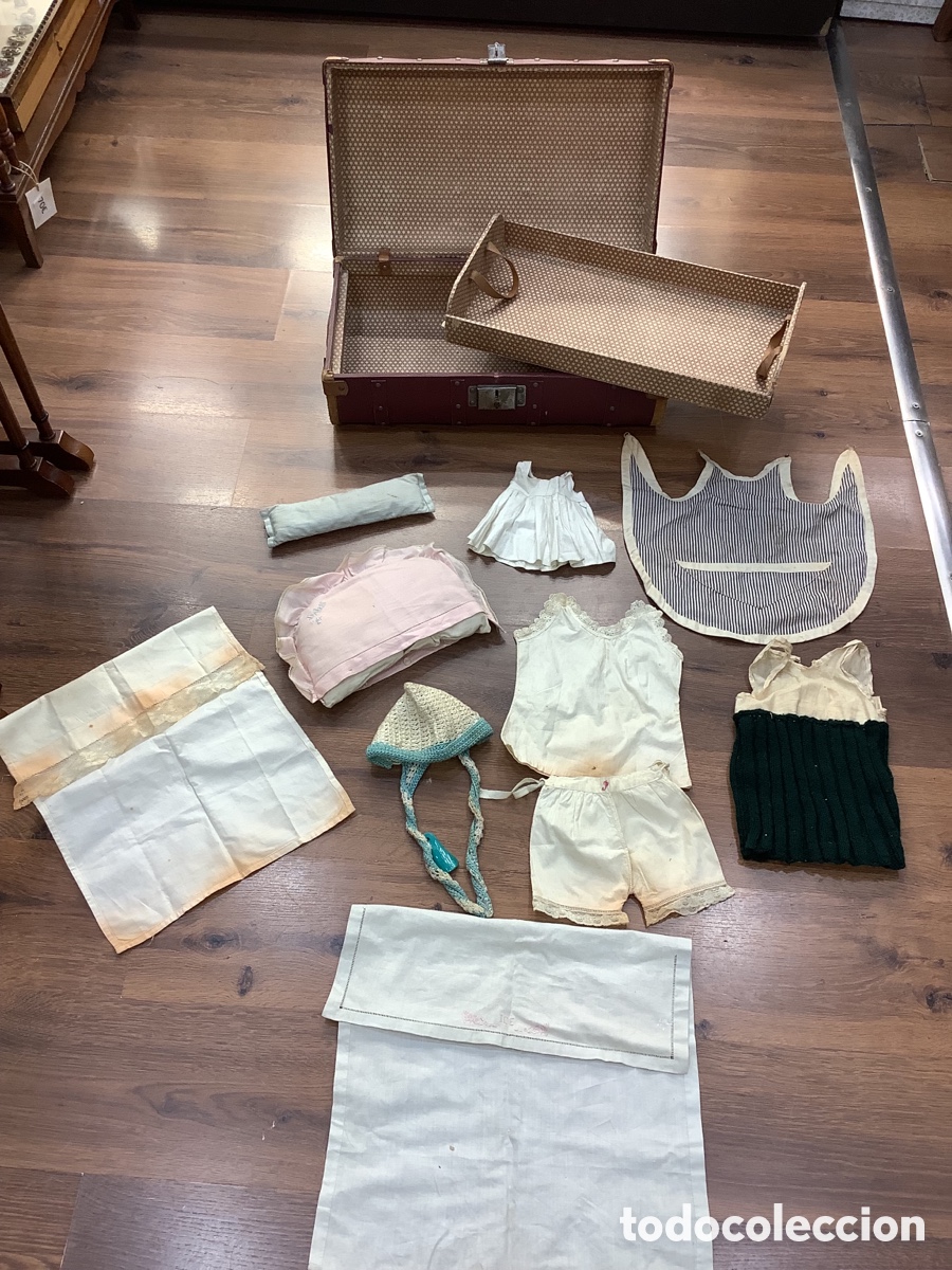 Vestidos Mu&ntilde;eca Espa&ntilde;ola Cl&aacute;sica: ANTIGUO BAUL MU&Ntilde;ECA CON VESTIDOS EPOCA MARIQUITA PEREZ