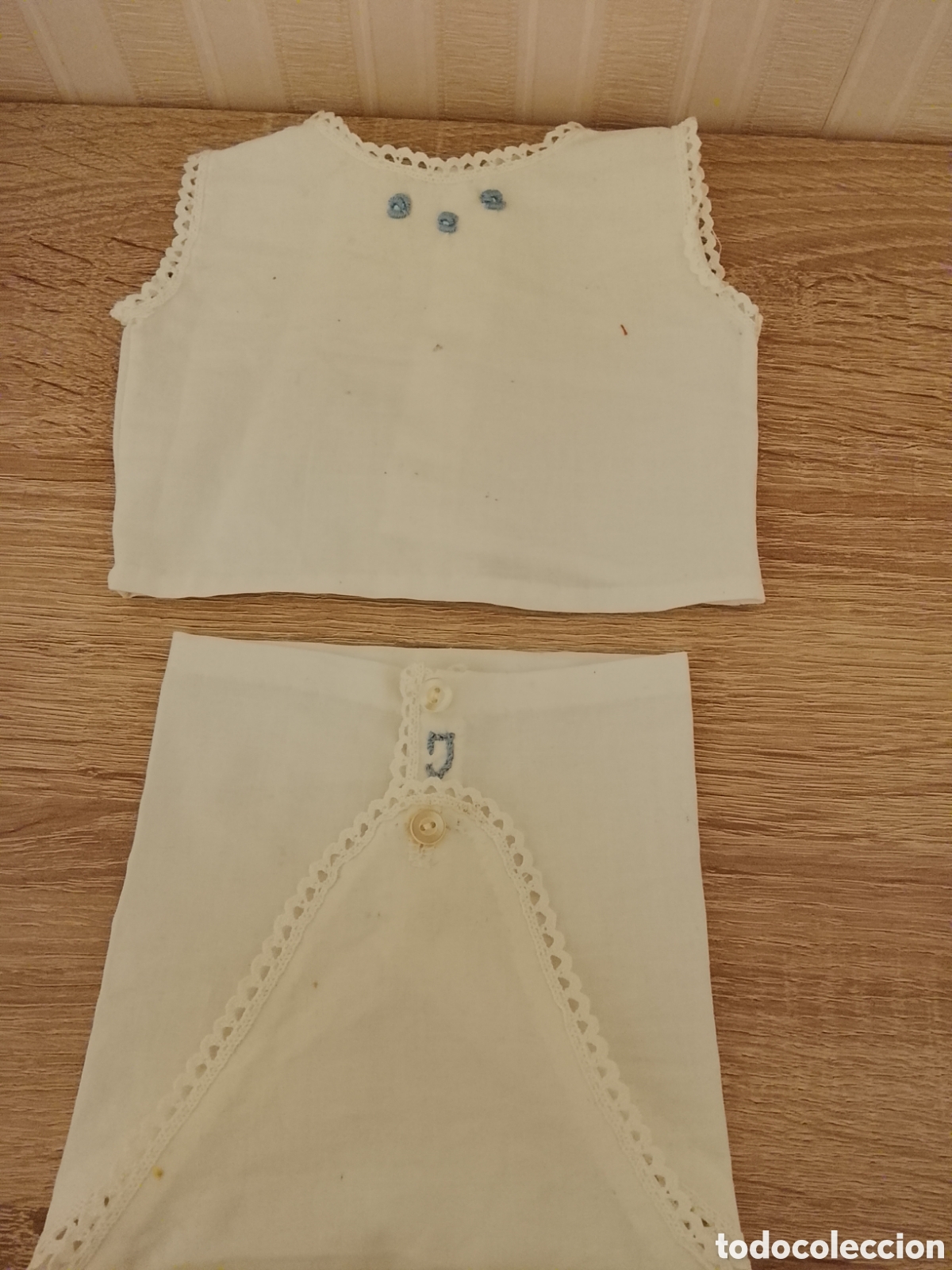 Vestidos Mu&ntilde;eca Espa&ntilde;ola Cl&aacute;sica: Antiguo ,piquito pa&ntilde;al y camisa a juego ,de Juanin,a&ntilde;os 50.