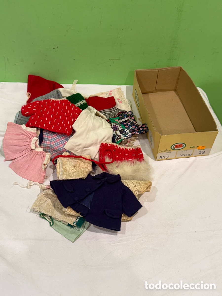 Vestidos Mu&ntilde;eca Espa&ntilde;ola Cl&aacute;sica: Lote vestidos mu&ntilde;ecas antiguos.