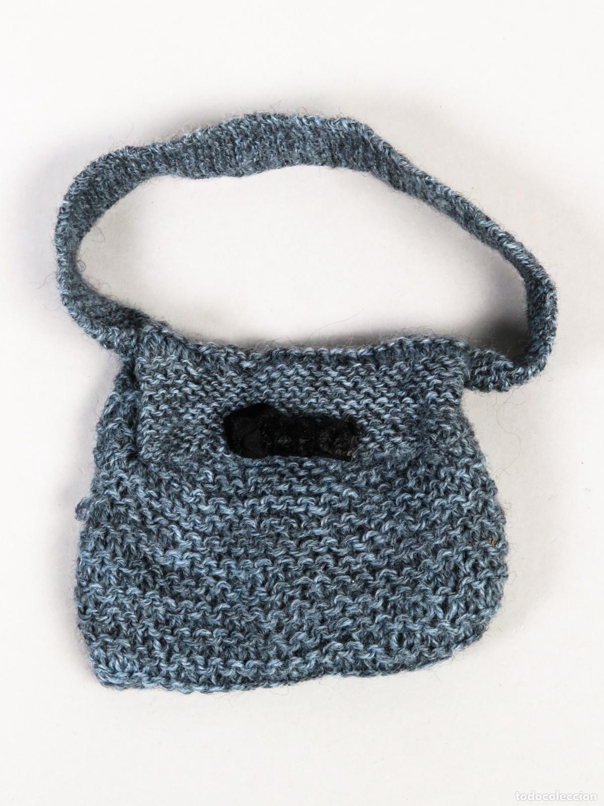 Vestidos Mu&ntilde;eca Espa&ntilde;ola Cl&aacute;sica: Bolso tejido punto azul para mu&ntilde;eca Mariquita Gisela Cayetana a&ntilde;os 40 - 50