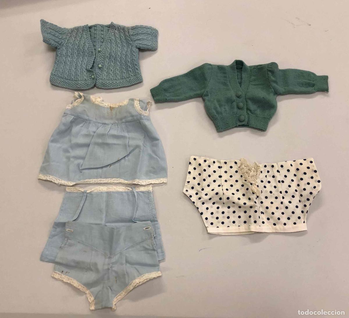 Vestidos Mu&ntilde;eca Espa&ntilde;ola Cl&aacute;sica: LOTE DE 17 PRENDAS-CALCETINES PARA MU&Ntilde;ECA MARIQUITA PEREZ. DE FABRICACION CASERA, A&Ntilde;OS 40-50