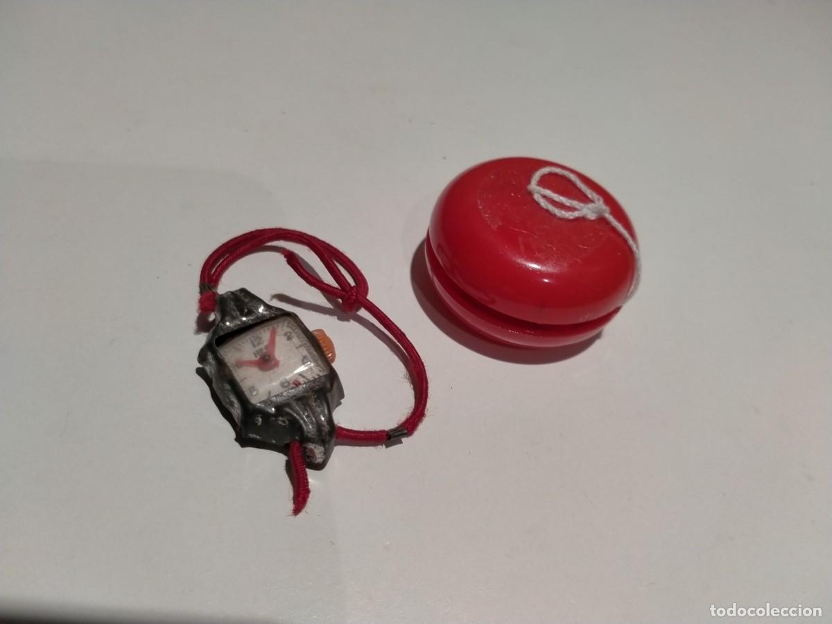 Vestidos mu&ntilde;eca espa&ntilde;ola cl&aacute;sica: Reloj pulsera Hedi y Yo-yo para mu&ntilde;ecas grandes