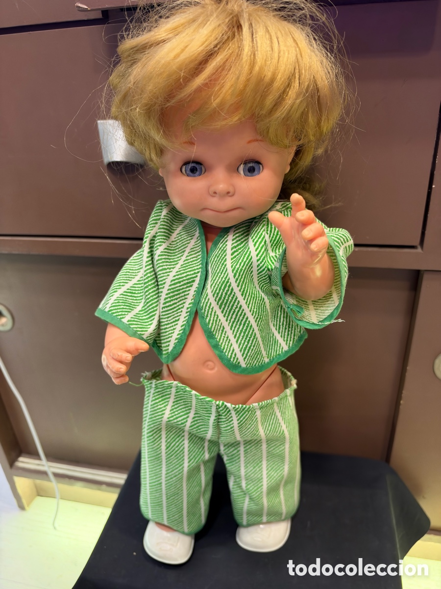 Vestidos mu&ntilde;eca espa&ntilde;ola cl&aacute;sica: Mu&ntilde;eca antigua rubia ojos azules